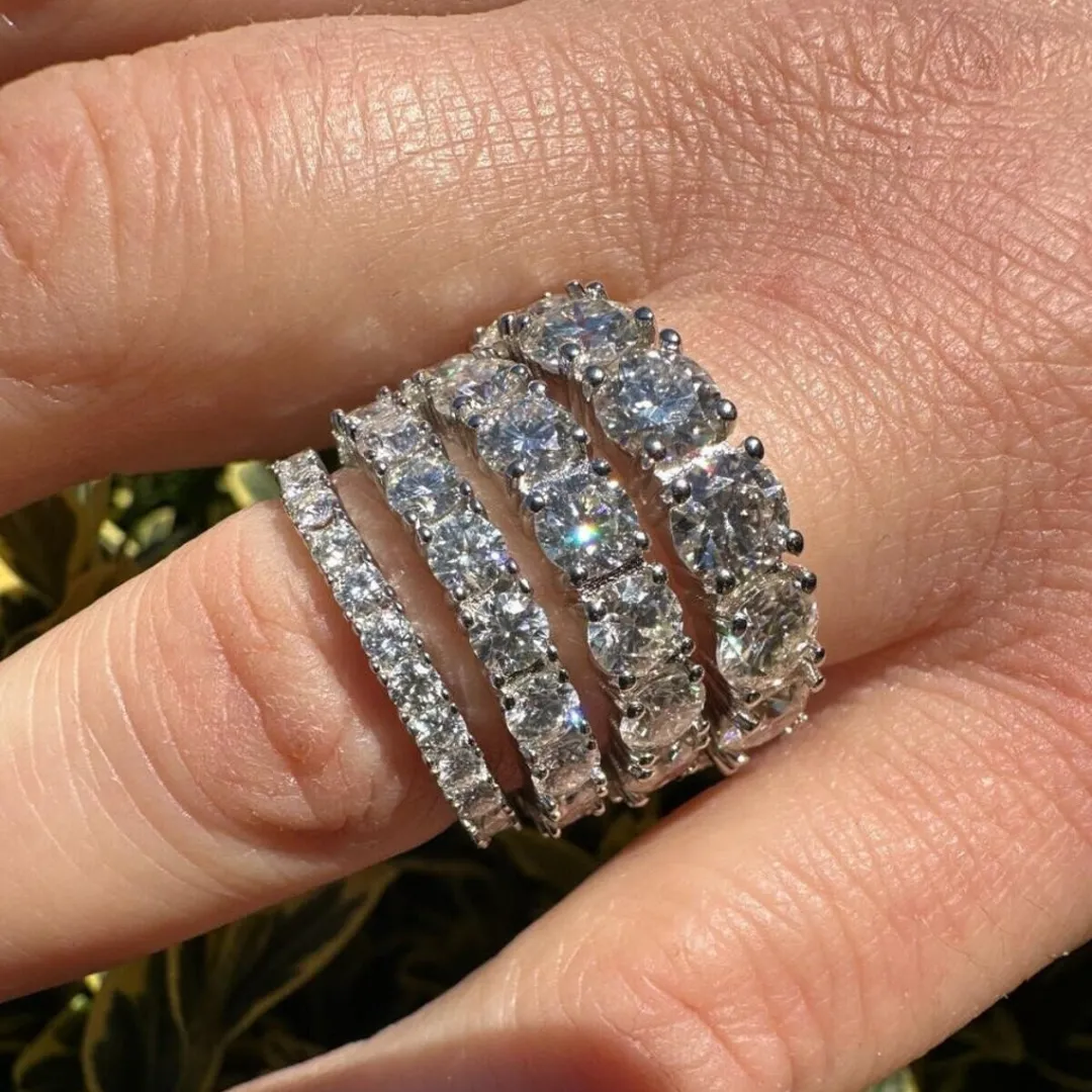 /public/photos/live/Moissanite Eternity Band-1066 (5).webp